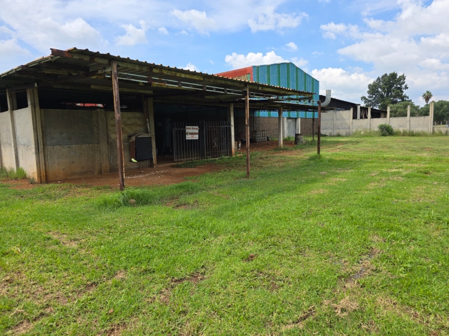 Commercial Property for Sale in Valley Settlements A H Gauteng