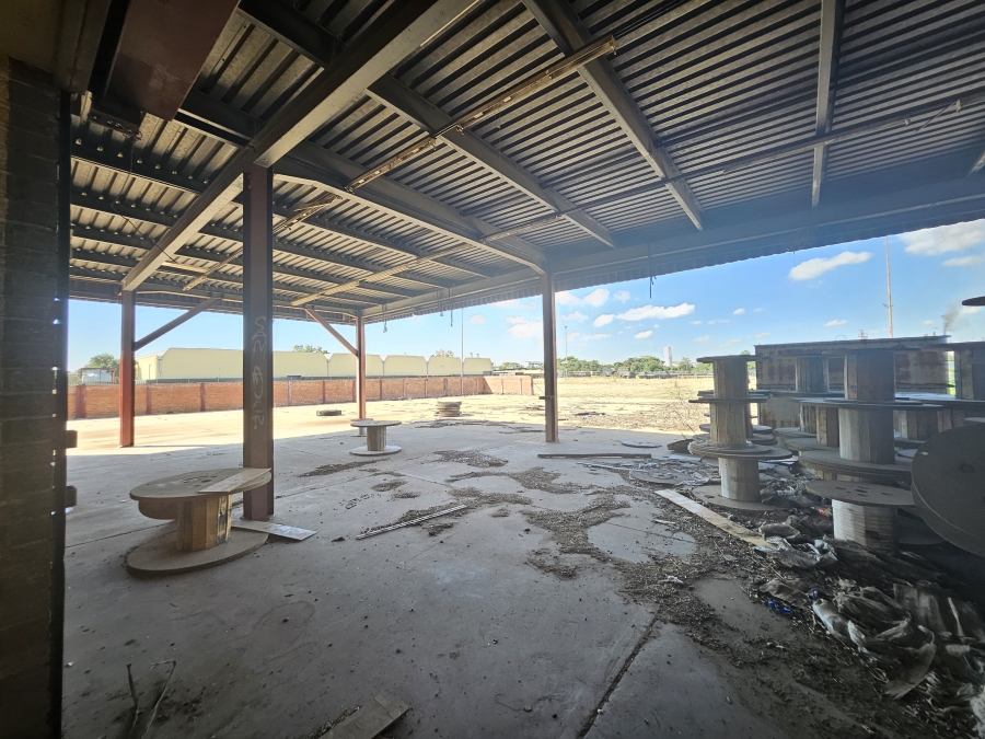 To Let commercial Property for Rent in Rosslyn Gauteng