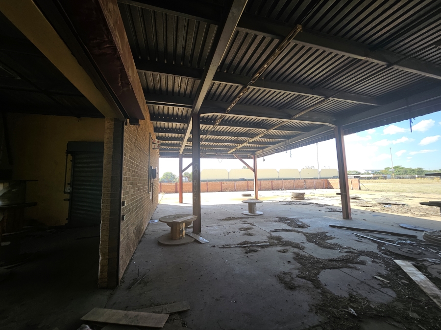 To Let commercial Property for Rent in Rosslyn Gauteng