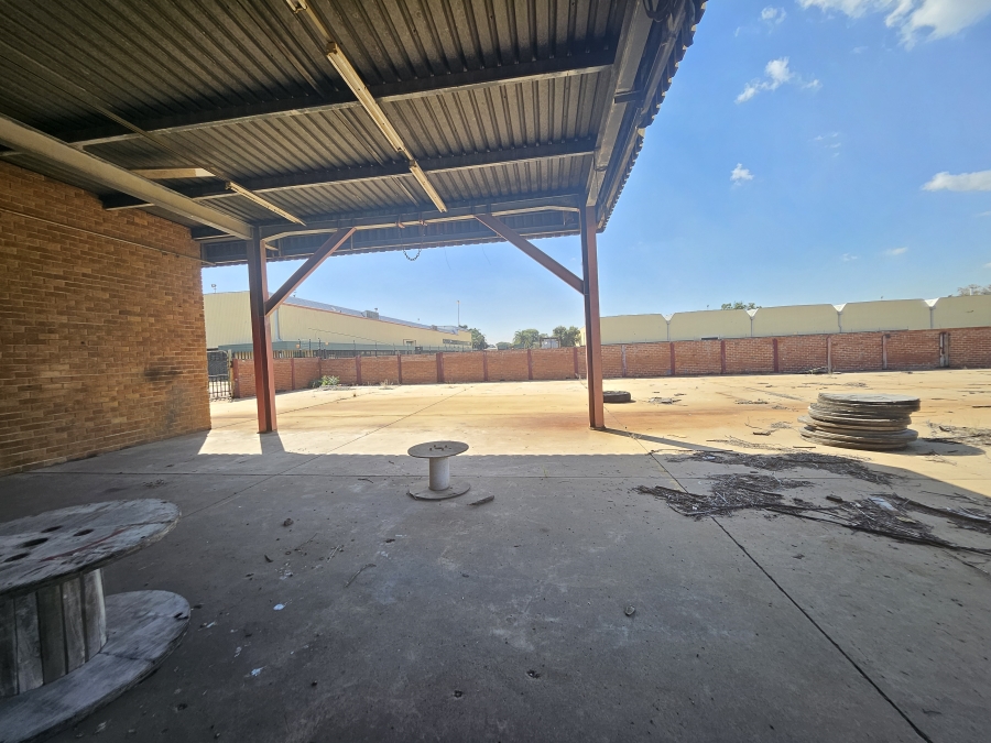 To Let commercial Property for Rent in Rosslyn Gauteng