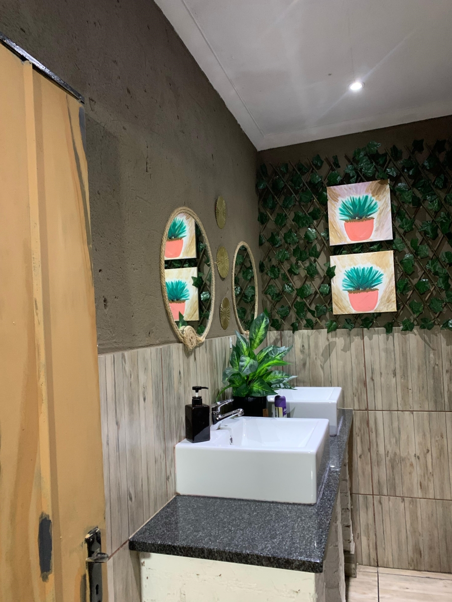 To Let commercial Property for Rent in Bredell Gauteng