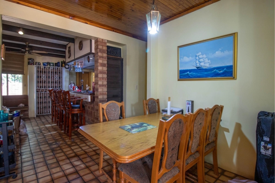 4 Bedroom Property for Sale in Wierda Park Gauteng