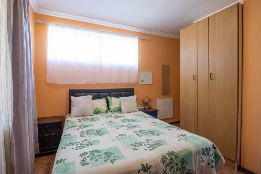 4 Bedroom Property for Sale in Wierda Park Gauteng