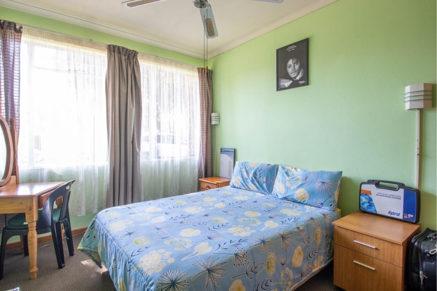 4 Bedroom Property for Sale in Wierda Park Gauteng