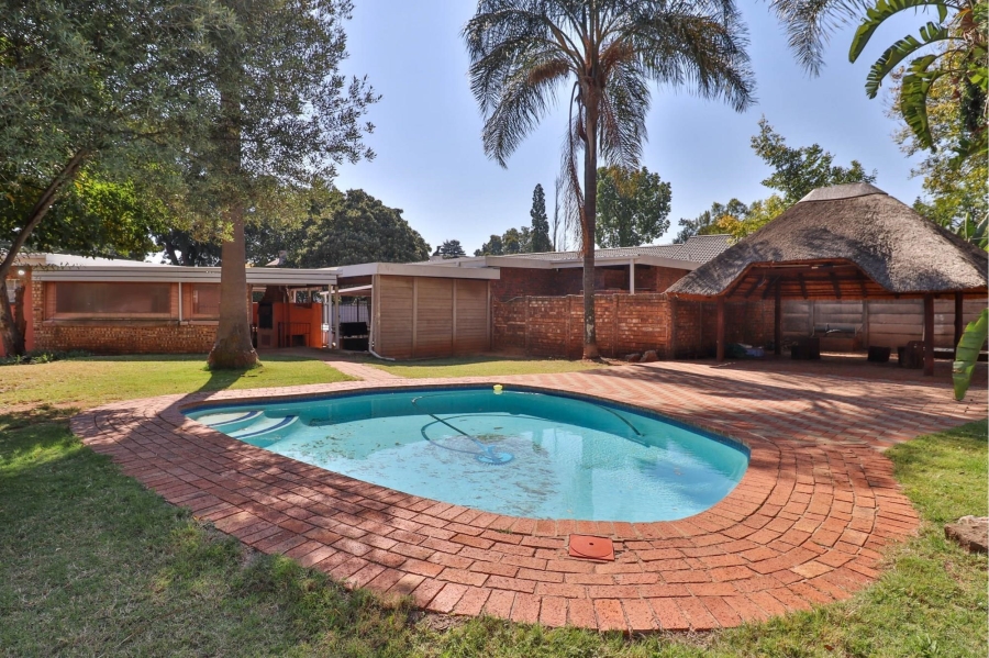 4 Bedroom Property for Sale in Wierda Park Gauteng