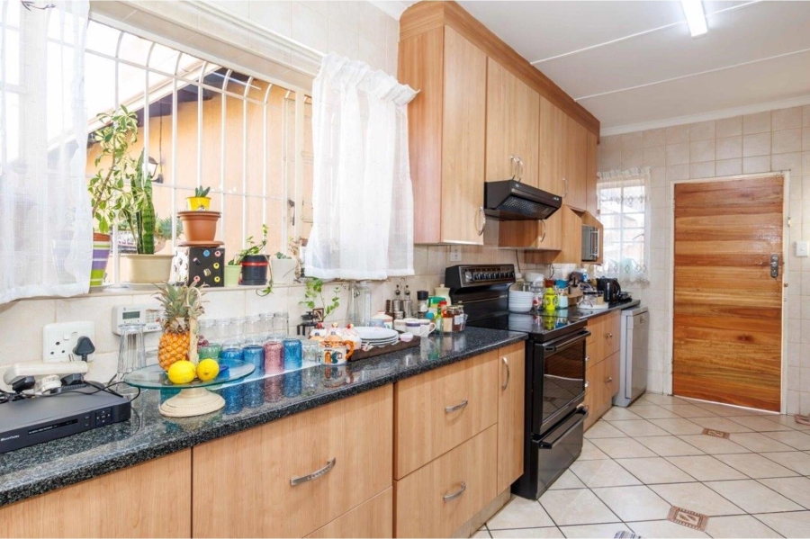 3 Bedroom Property for Sale in Eden Glen Gauteng