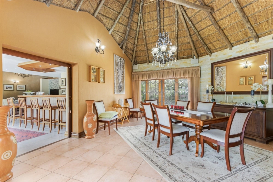5 Bedroom Property for Sale in Mnandi Gauteng
