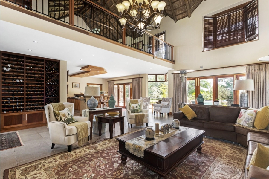 5 Bedroom Property for Sale in Mnandi Gauteng