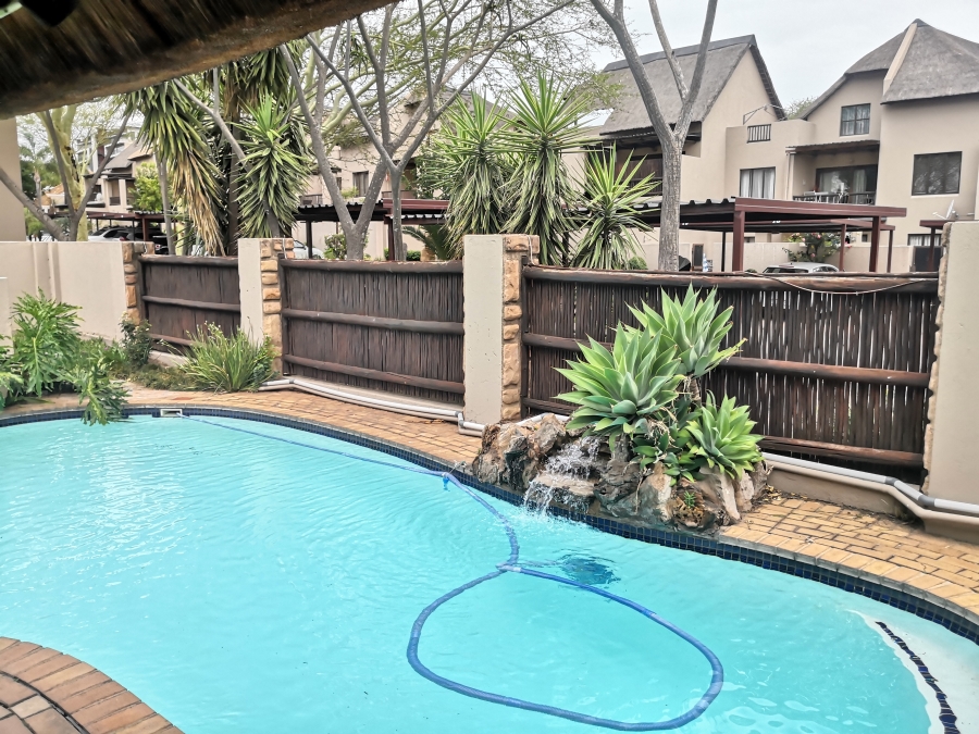 2 Bedroom Property for Sale in Sunninghill Gauteng