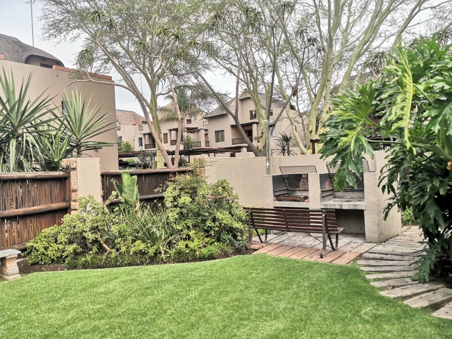2 Bedroom Property for Sale in Sunninghill Gauteng