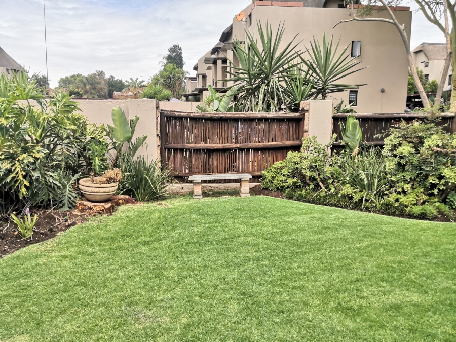 2 Bedroom Property for Sale in Sunninghill Gauteng