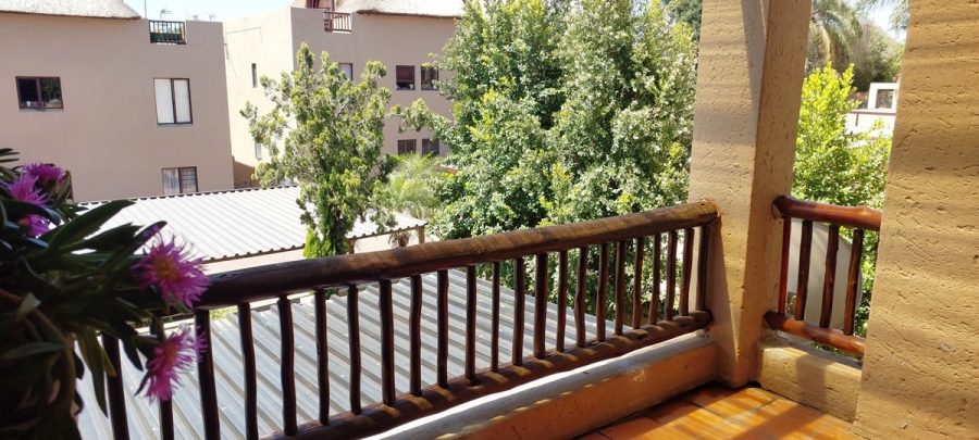 2 Bedroom Property for Sale in Sunninghill Gauteng