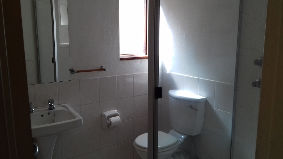 2 Bedroom Property for Sale in Sunninghill Gauteng