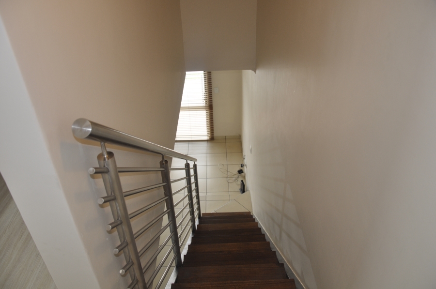 3 Bedroom Property for Sale in Barbeque Downs Gauteng