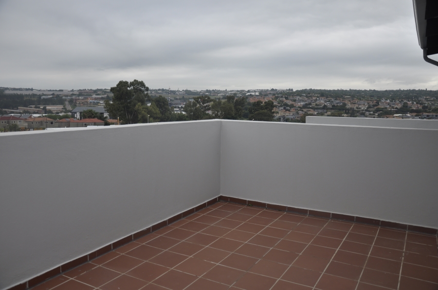3 Bedroom Property for Sale in Barbeque Downs Gauteng