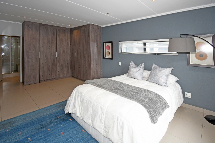 2 Bedroom Property for Sale in Morningside Gauteng