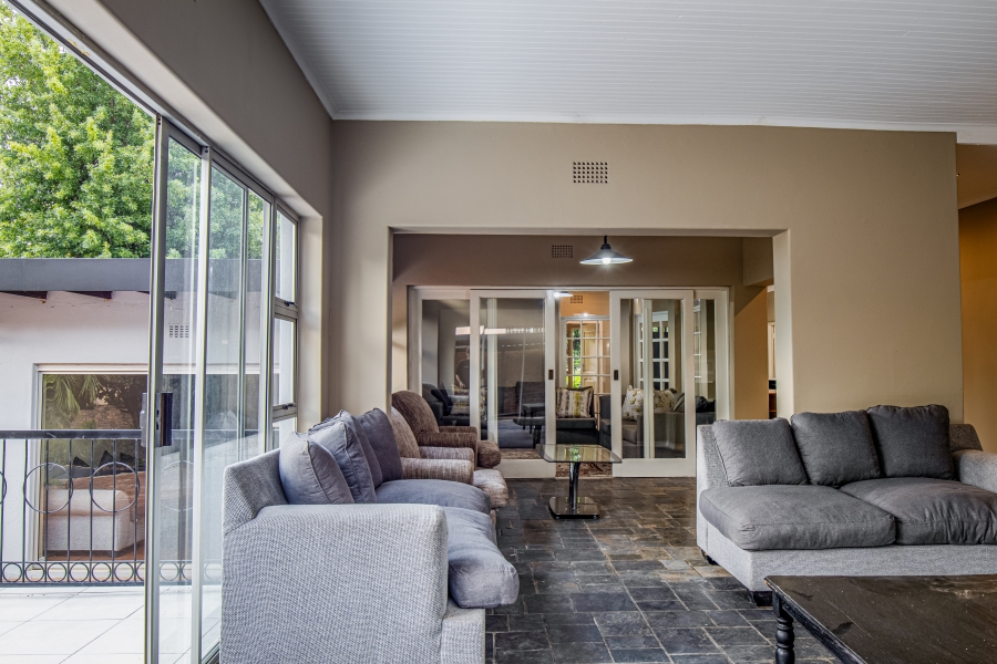 To Let 5 Bedroom Property for Rent in Constantia Kloof Gauteng