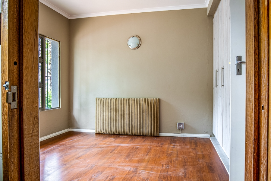 To Let 5 Bedroom Property for Rent in Constantia Kloof Gauteng