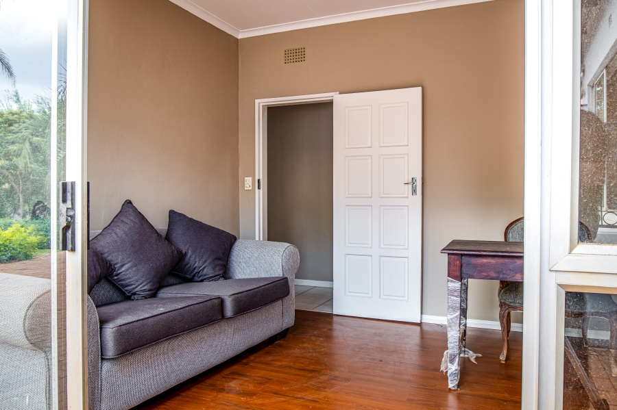 To Let 5 Bedroom Property for Rent in Constantia Kloof Gauteng