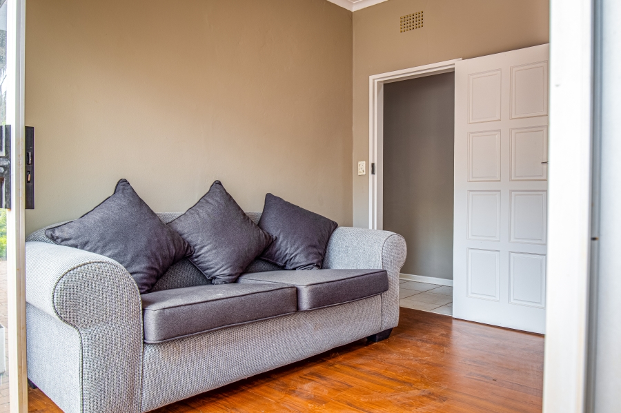 To Let 5 Bedroom Property for Rent in Constantia Kloof Gauteng