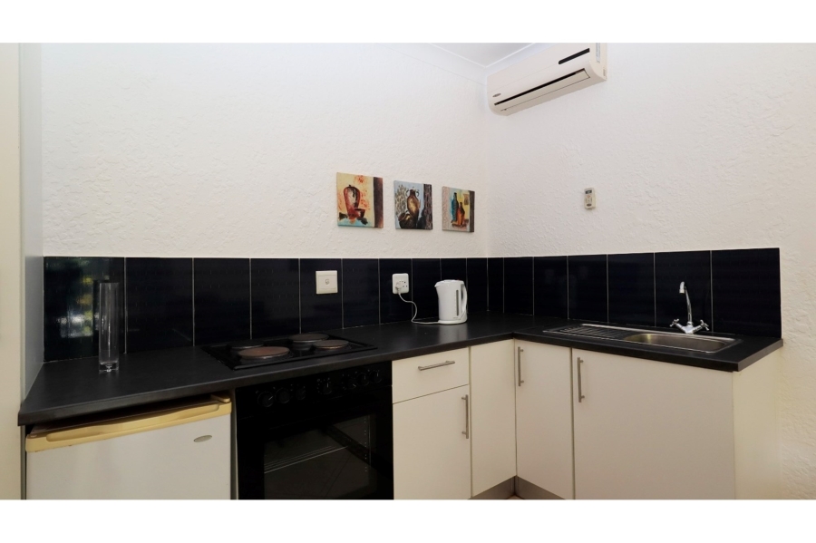To Let 1 Bedroom Property for Rent in Savoy Estate Gauteng
