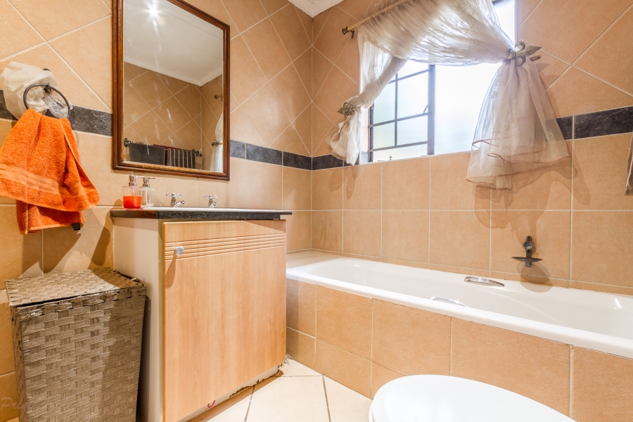 3 Bedroom Property for Sale in Equestria Gauteng