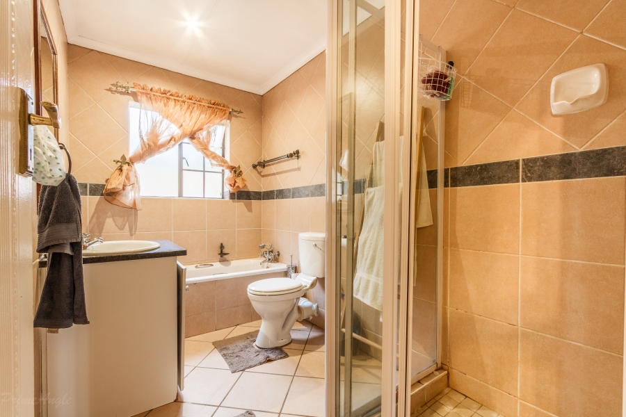 3 Bedroom Property for Sale in Equestria Gauteng