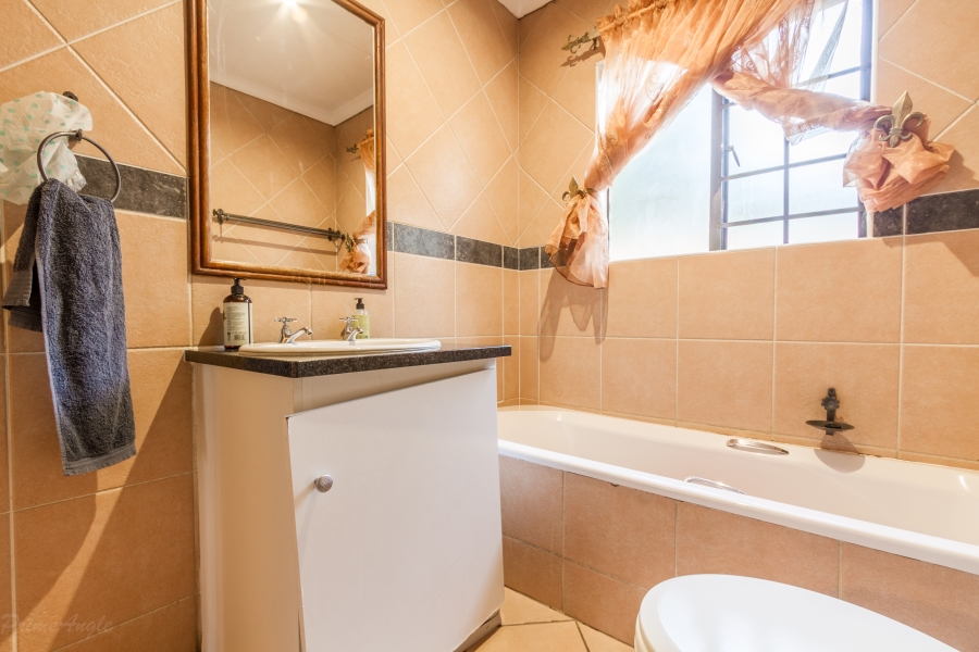 3 Bedroom Property for Sale in Equestria Gauteng