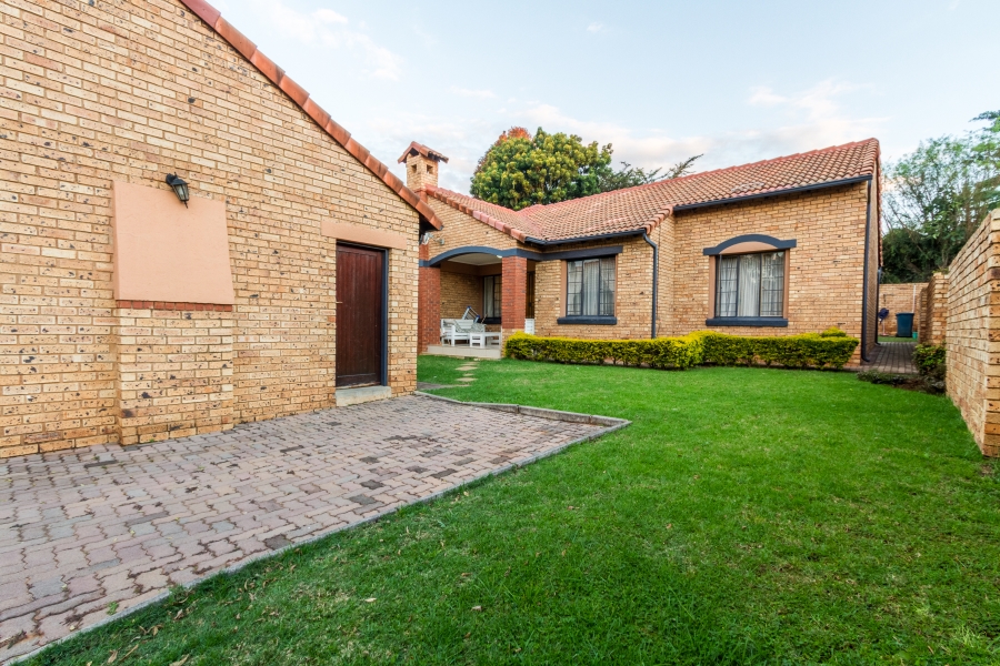 3 Bedroom Property for Sale in Equestria Gauteng