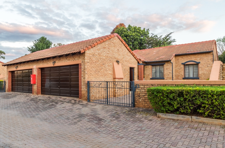 3 Bedroom Property for Sale in Equestria Gauteng