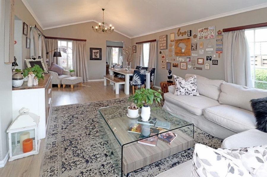 3 Bedroom Property for Sale in Dowerglen Ext 3 Gauteng