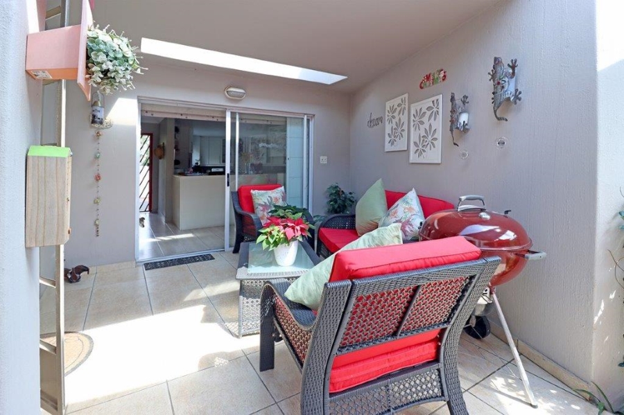3 Bedroom Property for Sale in Dowerglen Ext 3 Gauteng
