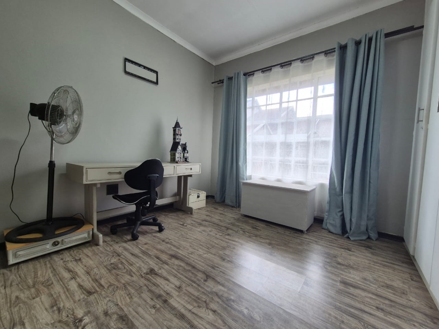 3 Bedroom Property for Sale in Three Rivers Gauteng