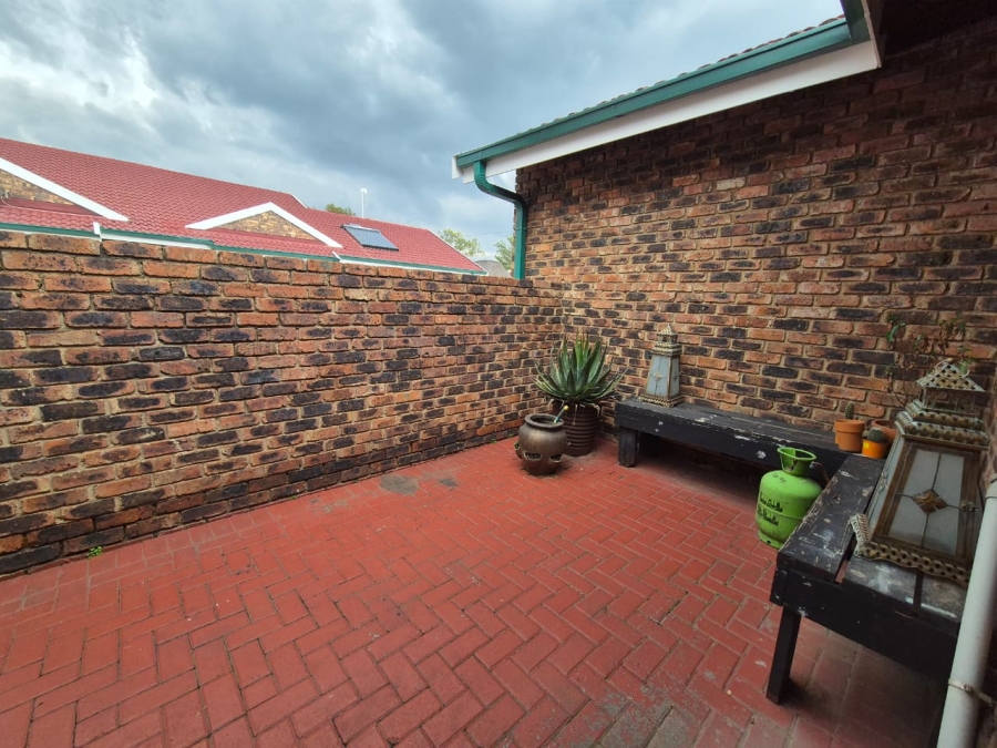 3 Bedroom Property for Sale in Three Rivers Gauteng