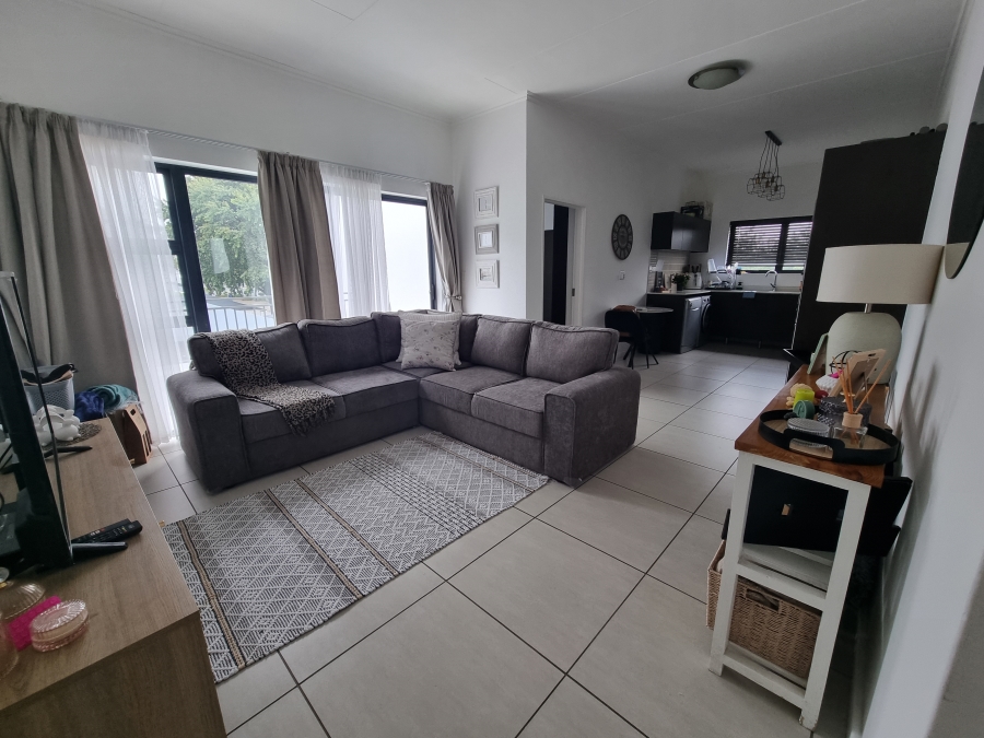 1 Bedroom Property for Sale in Greenstone Hill Gauteng