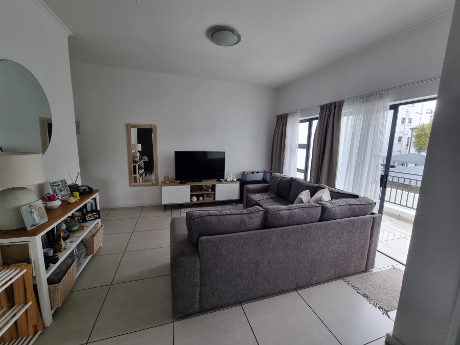 1 Bedroom Property for Sale in Greenstone Hill Gauteng