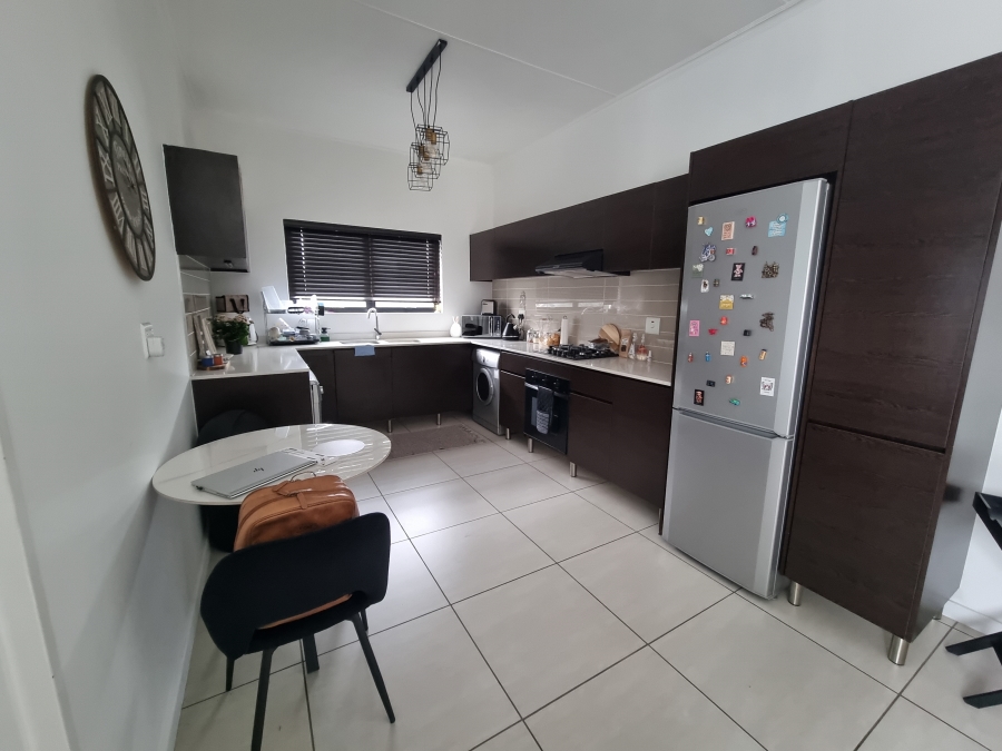 1 Bedroom Property for Sale in Greenstone Hill Gauteng