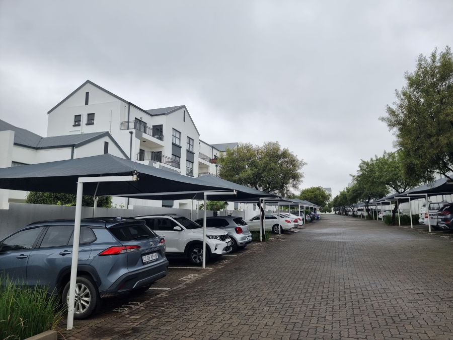1 Bedroom Property for Sale in Greenstone Hill Gauteng