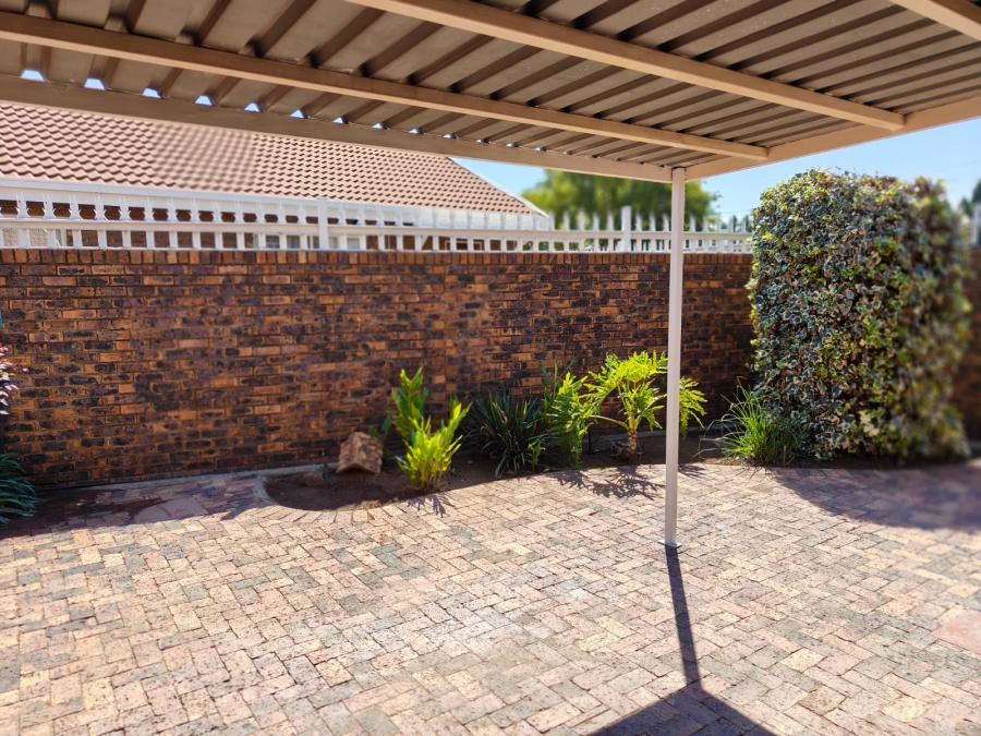 To Let 3 Bedroom Property for Rent in Arcon Park Gauteng
