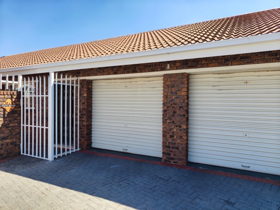 To Let 3 Bedroom Property for Rent in Arcon Park Gauteng