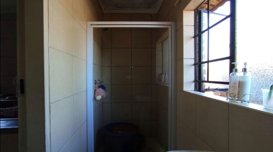 1 Bedroom Property for Sale in Philip Nel Park Gauteng