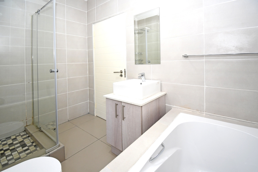 3 Bedroom Property for Sale in Bryanston Gauteng