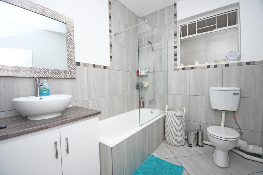 2 Bedroom Property for Sale in Craighall Park Gauteng