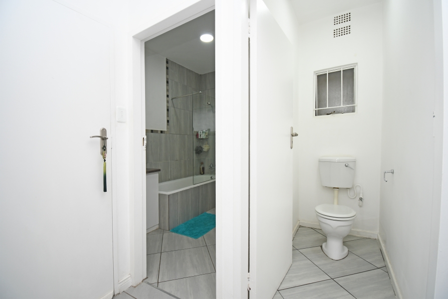 2 Bedroom Property for Sale in Craighall Park Gauteng