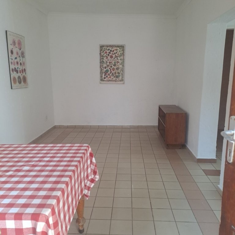 To Let 1 Bedroom Property for Rent in Highlands North Gauteng