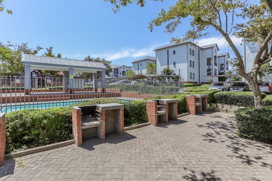 2 Bedroom Property for Sale in Chartwell Gauteng