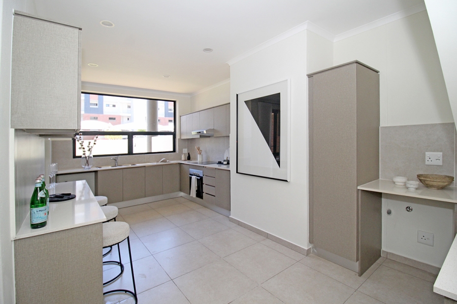 3 Bedroom Property for Sale in Greenstone Hill Gauteng