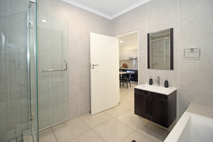 1 Bedroom Property for Sale in Modderfontein Gauteng
