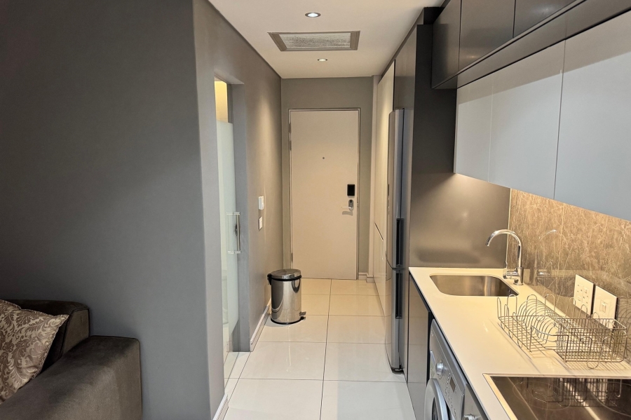 To Let 1 Bedroom Property for Rent in Sandown Gauteng