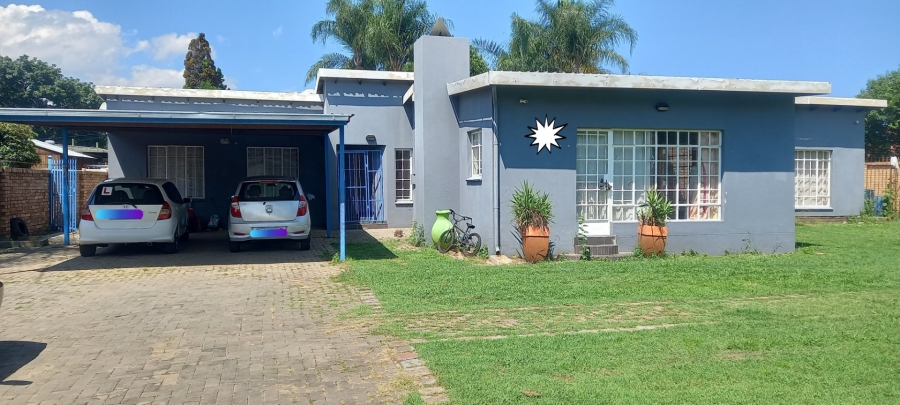 4 Bedroom Property for Sale in Sinoville Gauteng